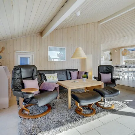 Feriehus Dorti - 3km From The Sea By Interhome *